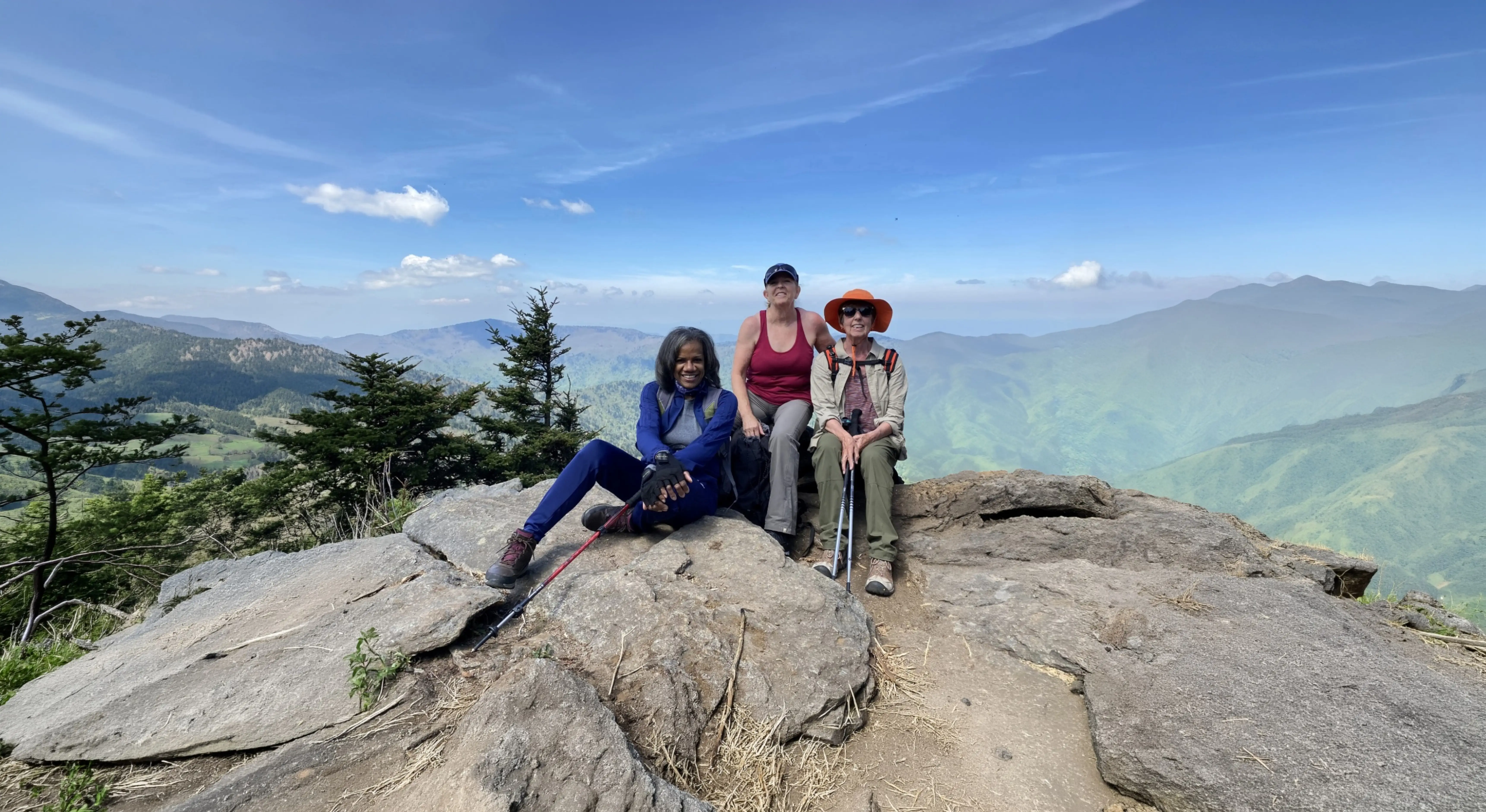 Women hikers